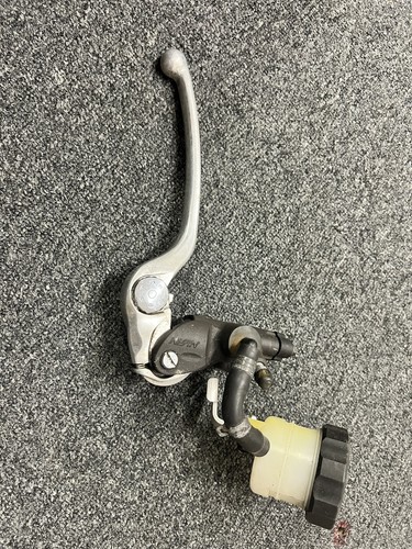 Suzuki gsxr 600 750 k5 - 600, k4