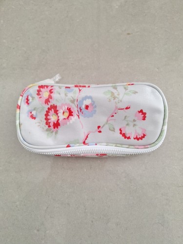 New cath kidston glasses - kidston, case