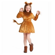 Girl Lion Dress Stage