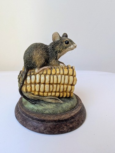 Border fine arts mouse - arts, corn