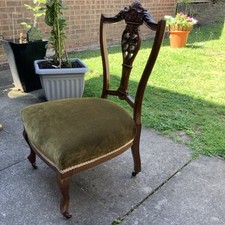 FABULOUS CHIPPENDALE STYLE LOW SEAT MAHOGANY CHAIR / VELVET SEAT WITH CASTORS 