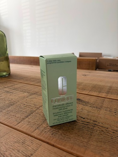 Authentic clinique - authentic,