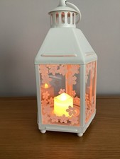 Hanging Lantern For Tea Light Candles No Marks Or Scratches Beautiful Condition 
