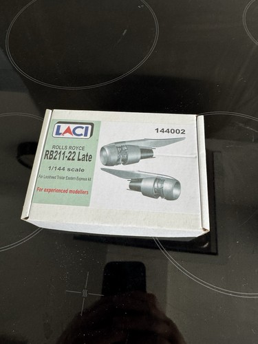 Laci 144 211 late single - laci,