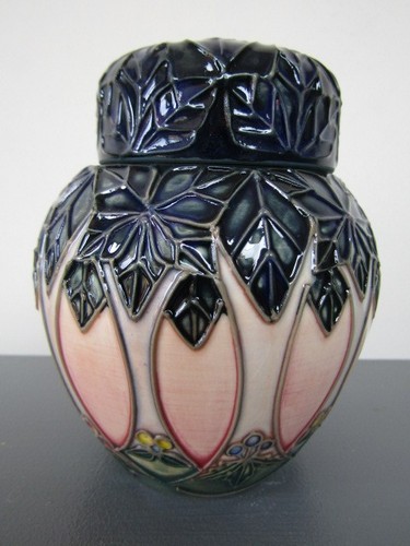 Moorcroft ginger jar cluny - moorcroft,