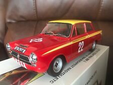 AUTOART 1/18 LOTUS CORTINA MK1 CLASS WINNER OF 1964 BUDAPEST NAGYDIJ ETC 86427