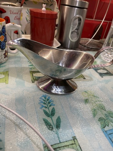Stainless steel gravy boat - stainless,