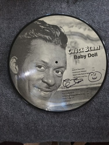 Chuck berry signed autographed - berry,
