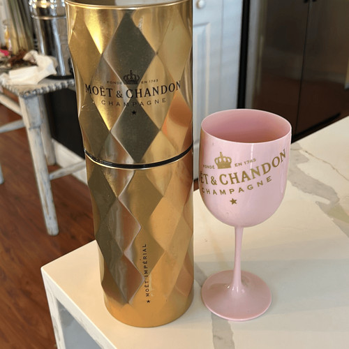 Moet chandon gold - chandon,