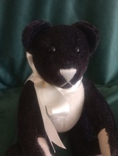 Vintage Bear, Artist Johanna Haida, From Sonneberg Germany, Bear Max 1996.