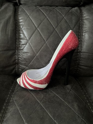 Red and white high heel - red,