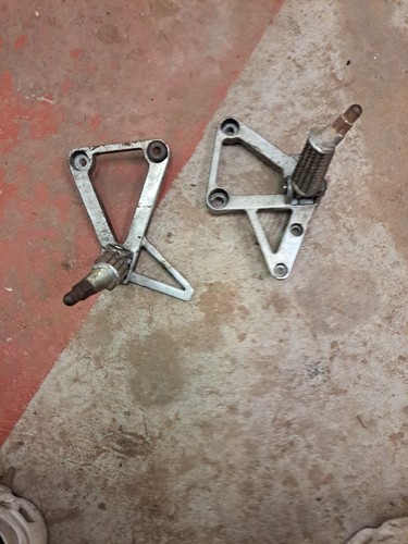 Honda vfr750 rc24 footpegs and - honda,