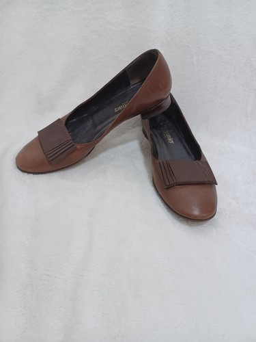 Russell bromley brown - russell,