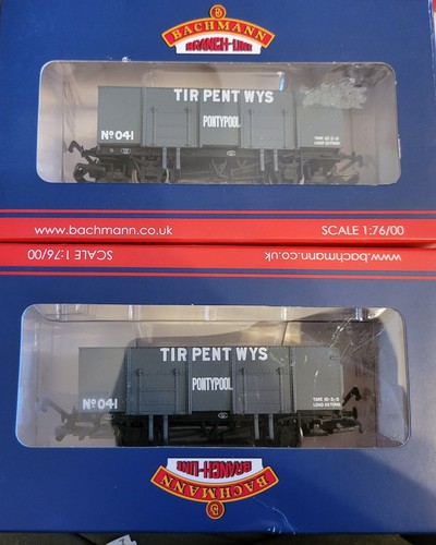 Bachmann plank wagons - 7,