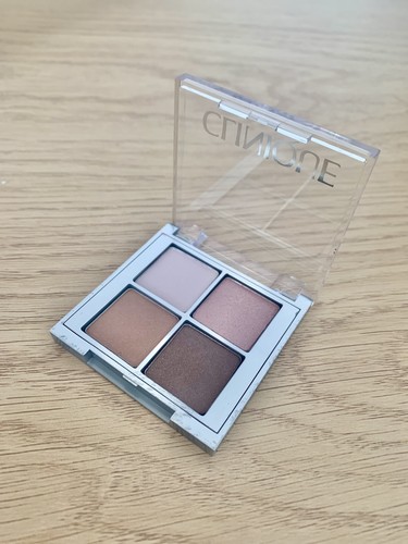 Clinique eyeshadow pink - 06,