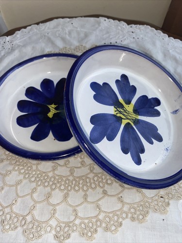Blue spongeware pottery - blue,