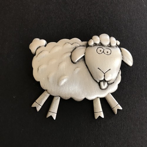 Vintage pewter sheep brooch - pewter,