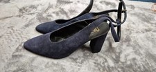 Size 5 Ladies High Heel Shoes