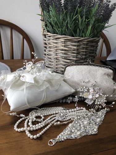Bridal accessories side - accessories,,