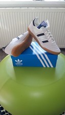 Deadstock .adidas Indoor Super
