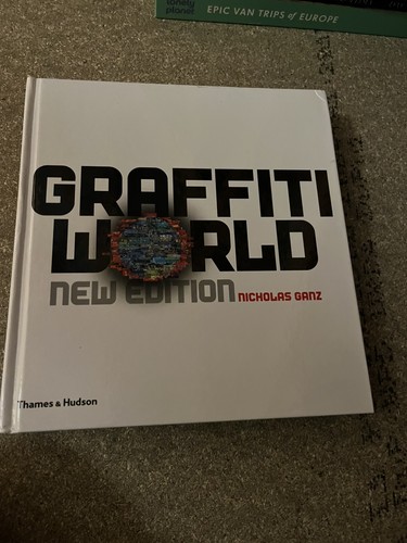Graffiti world street art - graffiti,