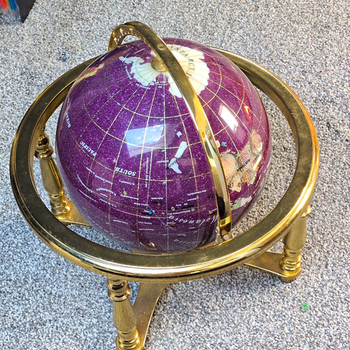 Decorative rotating medium - rotating,