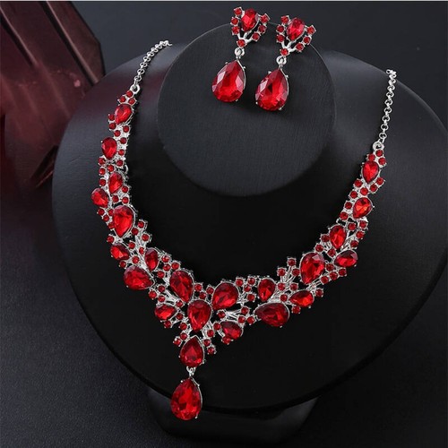 Women elegant jewellery set - jewellery,
