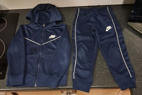 Kids nike tracksuit - nike, size