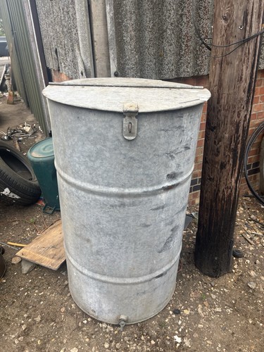 Large vintage galvanized - , metal