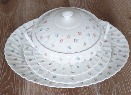 Wedgwood cascade dinner - cascade,