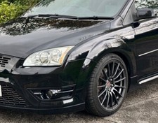 FORD FOCUS ST 2005 - 2007 N/S (LEFT) FRONT WING PAINTED PANTHER BLACK - NEW