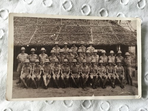 Ww2 soldier group pith - group,