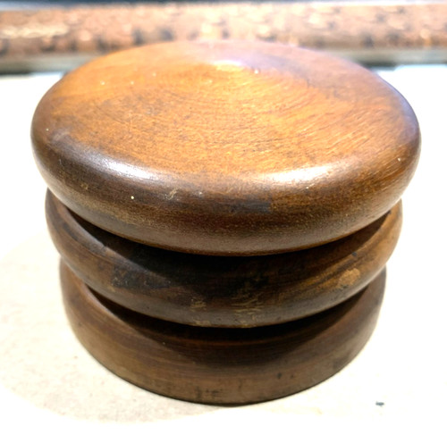 Vintage tier wooded - vintage,