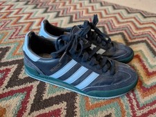 Boys Adidas Valencia Trainers Size 4 Good Condition