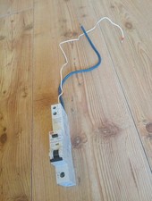WYLEX NHXSBS1B32 32 AMP CURVE