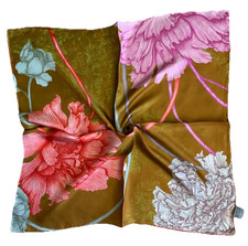 26"x26"Magic Peony Print Pure