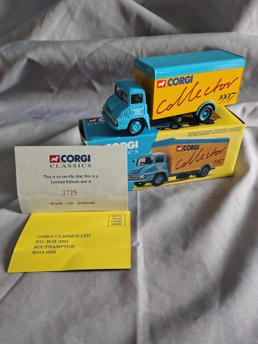 Corgi 30305 ford thames trader - thames,
