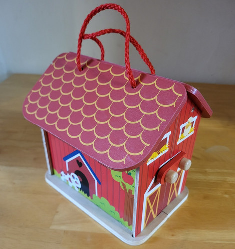 Wooden barn carry case playset - case,