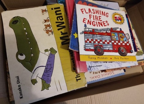 Children books job lot 25 - job,