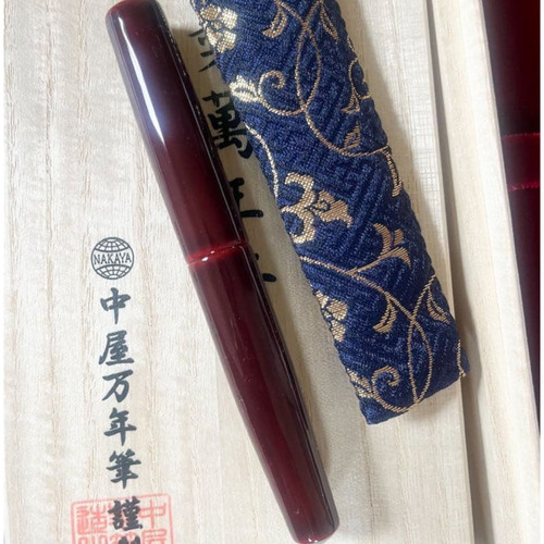 Nakaya ciger piccolo maki - nakaya, maki-e
