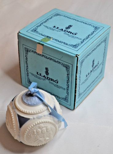 Lladro vintage christmas - vintage,