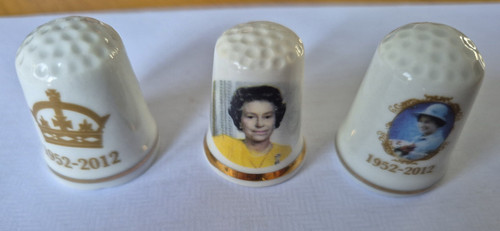 Queen elizabeth ii royal - ,