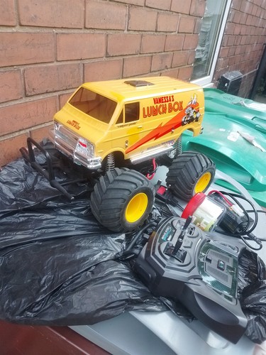 Monster truck van - monster,