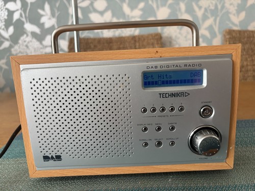 Technika dab radio - radio, digital