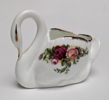 Royal Albert Old Country Roses small Swan ornament trinket pot toothpick holder