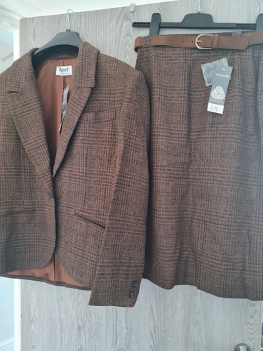 Planet ladies skirt suit bnwt - ladies,