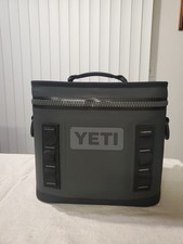 YETI Hopper Flip 8 Portable Soft Cooler Leakproof Insulation Charcoal No Strap