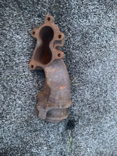 Exhaust manifold 2 4d - t4,
