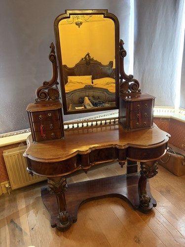 Antique victorian duchess - antique,