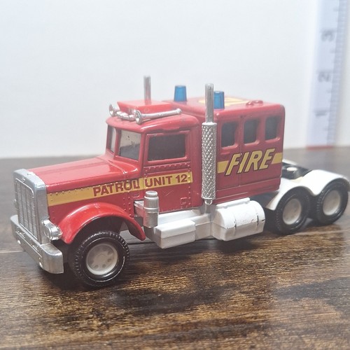 Matchbox superking peterbilt - matchbox,